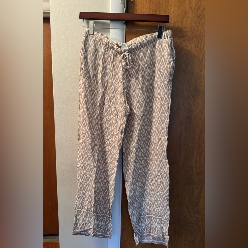 Max Studio Beige Patterned Pants - image 1